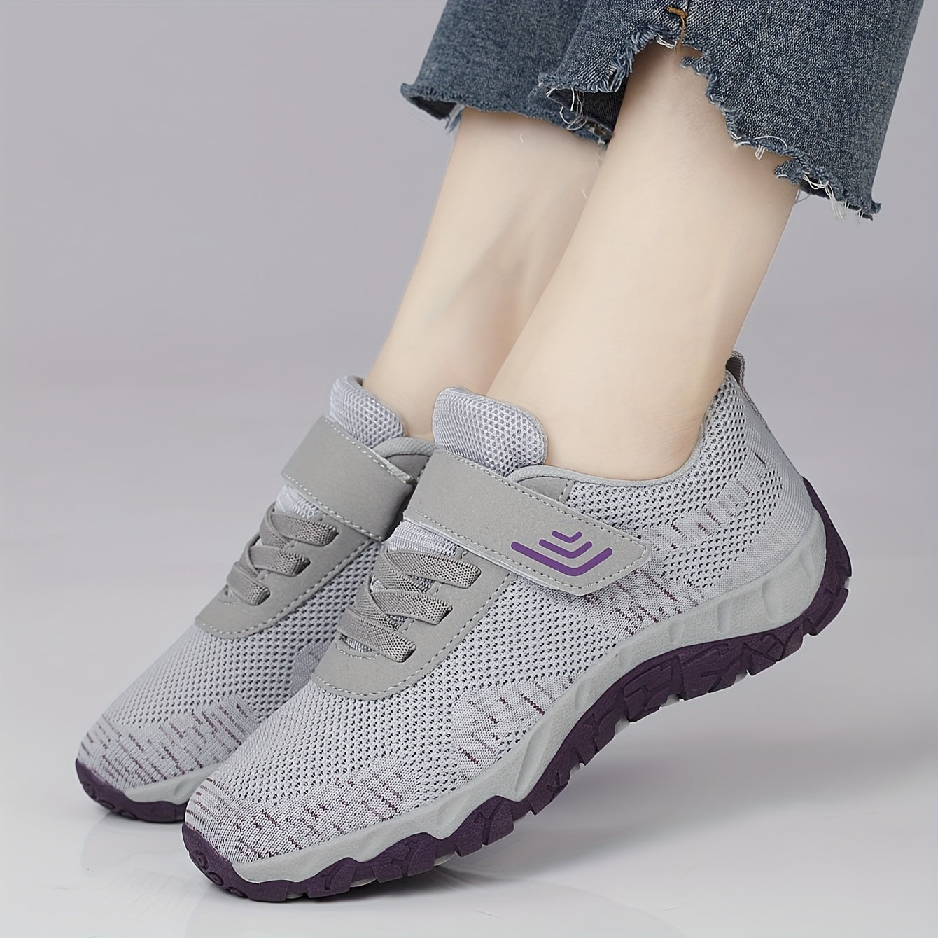 Women's Low-Top Sneakers with Closure - Slip-Resistant Breathable All-Terrain TPR Sole, Cushioned Suitable for Home, Travel, Sports & Hiking, Gray Striped Round Toe Casual Shoes for Gym, Casual Attire & Climbing, Women Shoes